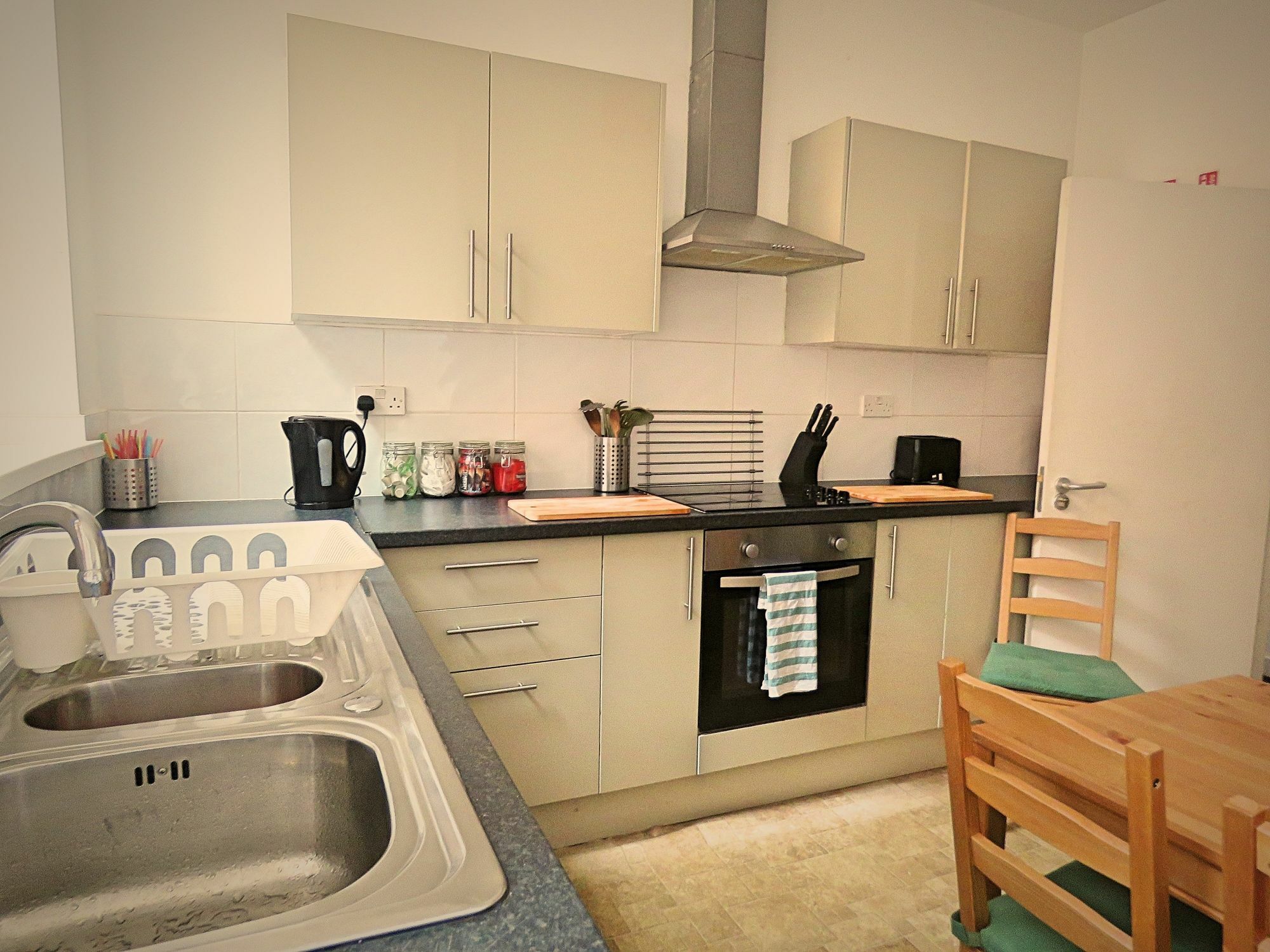 שפילד Harley Serviced Apartments - West Street 6 Bedrooms מראה חיצוני תמונה